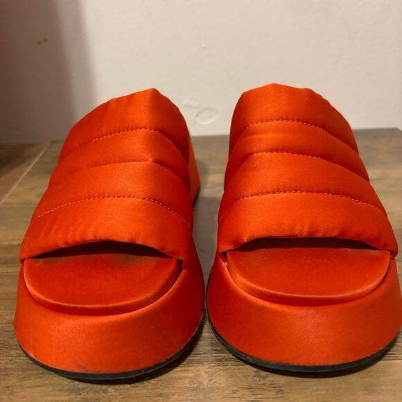 GANNI Retro Pool Platform Puffy Slide Sandals in Orange Dot Com  MSRP $325 - Picture 7 of 10